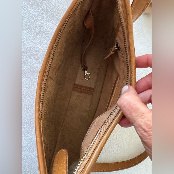 Frye Cara Saddle bag Tan Leather - Picture 8 of 10